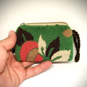 Monedero colorido Wayuu de embrague. Verde oliva